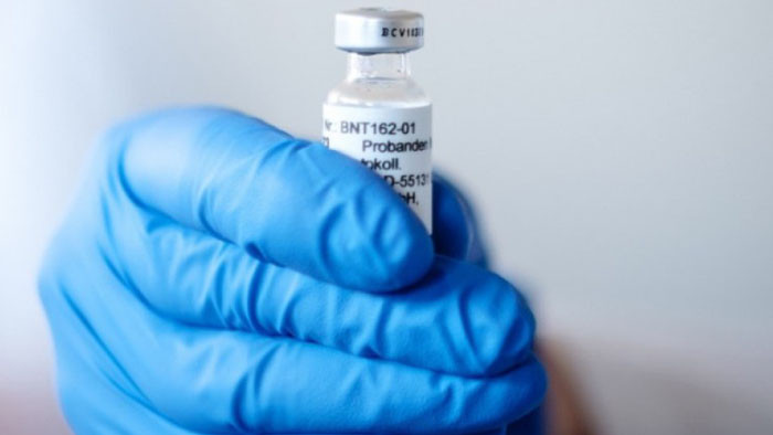 Гръцкият парламент одобри задължителната ваксинация, съобщи БНР. Мярката засяга здравните